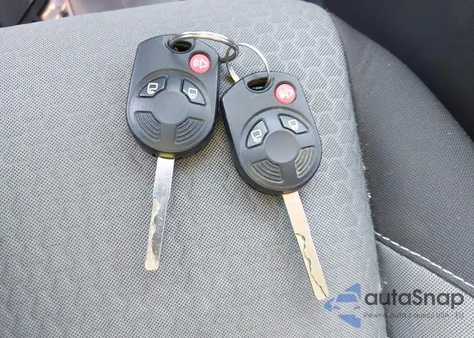 2018 Ford Escape Se z USA, uszkodzony, nr VIN 1FMCU0GD5JUB51383